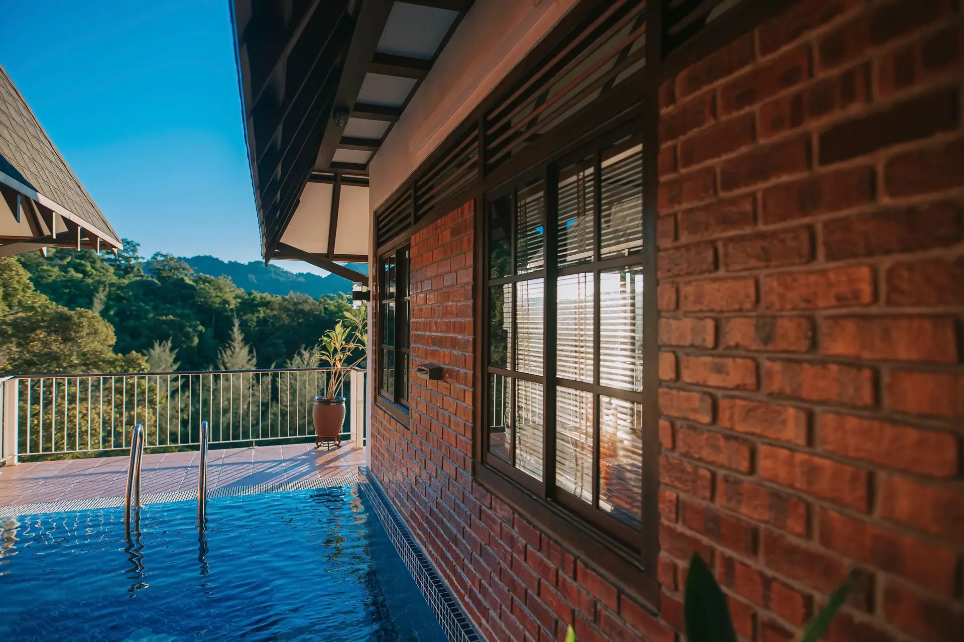 Hotel owner partner access visual